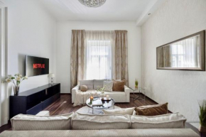 Luxe 2BR Residence with View on the St Stephen Road